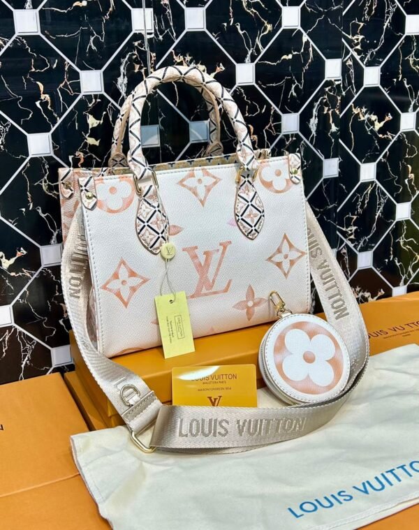 LOUIS VUITTON - Image 2