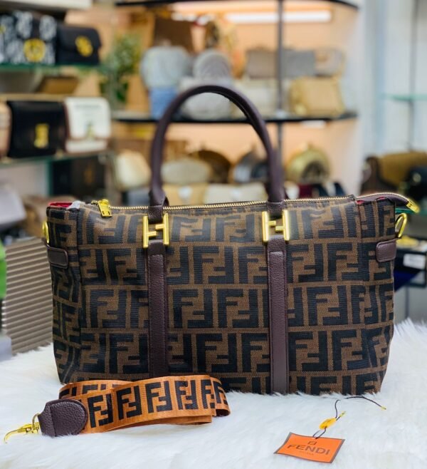 NEW DESIGN FENDI BRAIND - Image 7